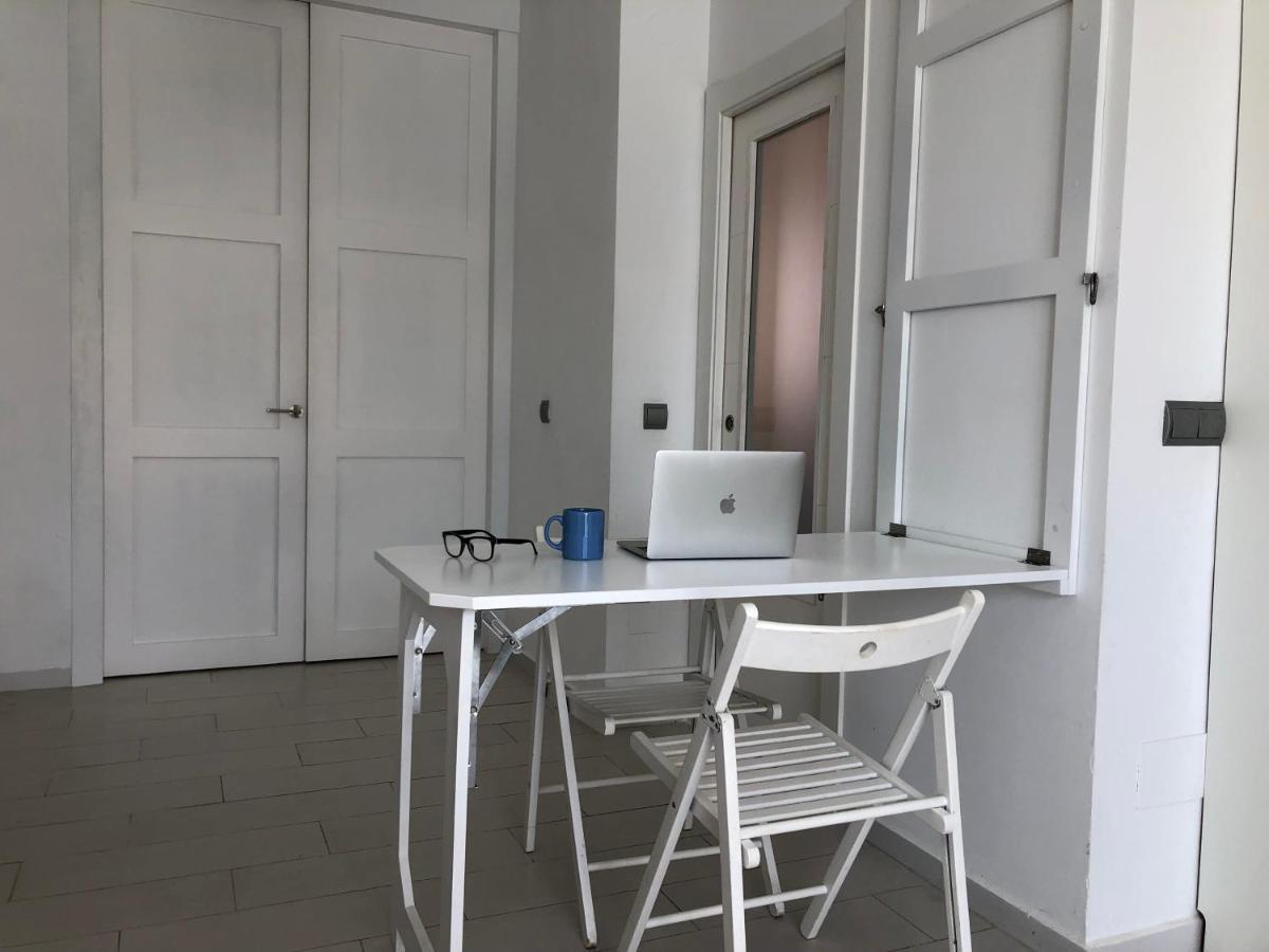 Ferienwohnung Atico En La Playa Con Terraza Privada La Cala Del Moral Exterior foto
